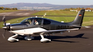 Photo of D-EULY - Cirrus SR22T G6 GTS operated by Private