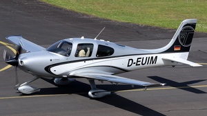 Photo of D-EUIM - Cirrus SR22T G5 GTS operated by Private