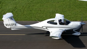 Photo of N943PA - Diamond DA40 Diamond Star XLS operated by WeFly