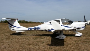 Photo of PH-EGM - Diamond DA40 NG Diamond Star operated by Wings over Holland