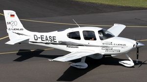 Photo of D-EASE - Cirrus SR20 G3 operated by Schwertfeger Flugzeugcharter