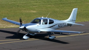 Photo of N227CL - Cirrus SR22T G6 GTS operated by Private
