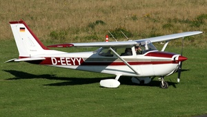 D-EEYY