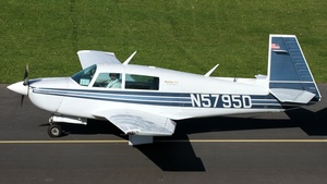 Photo of N5795D - Mooney M20J 201 operated by Private