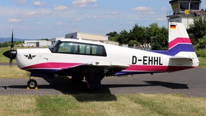 Photo of D-EHHL - Mooney M20F Executive 21 operated by Private