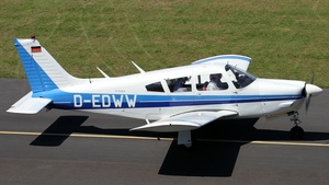 D-EDWW - Piper PA-28R-200 Cherokee Arrow II
