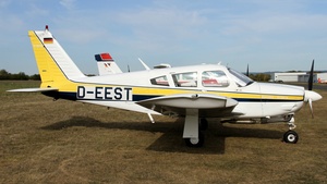 Photo of D-EEST - Piper PA-28R-200 Cherokee Arrow II operated by Private