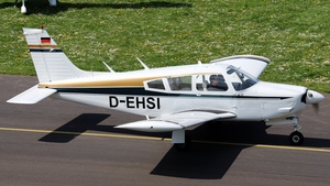 Photo of D-EHSI - Piper PA-28R-200 Cherokee Arrow II operated by Private