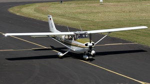 Photo of D-EAWZ - Reims-Cessna F172M Skyhawk operated by Private