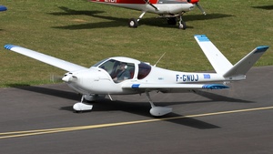 Photo of F-GNUJ - Robin ATL-L operated by Private