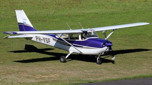 Photo of PH-VSF - Reims-Cessna F172L Skyhawk operated by Keep Me Flying