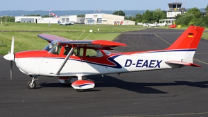 Photo of D-EAEX - Reims-Cessna F172N Skyhawk II operated by Flugsportverein 1910 Karlsruhe