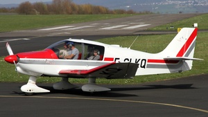 Photo of F-GLKQ - Robin DR400/120 Dauphin 2+2 operated by Aéroclub Gaston Vailler de Lens Bénifontaine