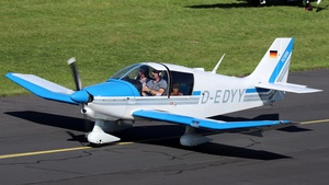 Photo of D-EDYY - Robin DR400/140B Major operated by Private