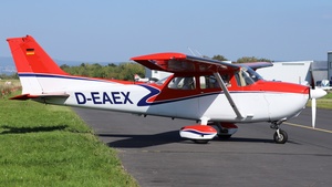 Photo of D-EAEX - Reims-Cessna F172N Skyhawk II operated by Flugsportverein 1910 Karlsruhe