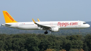 Photo of TC-RBR - Airbus A321-251NX operated by Pegasus Airlines