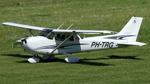 Photo of PH-TRG - Cessna 172S Skyhawk SP operated by Private