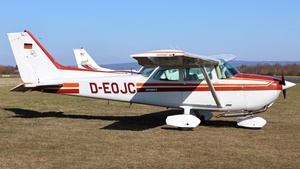 Photo of D-EOJC - Cessna 172P Skyhawk II operated by Luftsportverein Eschendorf
