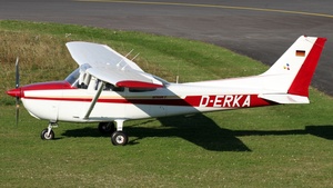 Photo of D-ERKA - Reims-Cessna F172N Skyhawk II operated by Private
