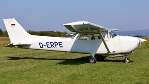 Photo of D-ERPE - Reims-Cessna F172N Skyhawk II operated by Motorflugschule Egelsbach