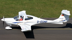 Photo of D-ESMF - Diamond DA40 Diamond Star operated by Sportfliegergruppe Schwenningen
