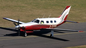 Photo of D-EVMA - Piper PA-46-310P Malibu operated by Private