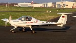 Photo of D-EWWF - Diamond DV20-100 Katana operated by DFS Fliegerclub