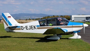 Photo of D-EJEK - Robin DR400/180R Remorqueur operated by Private