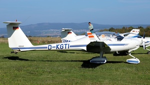 Photo of D-KGTI - Diamond HK36TTC Super Dimona operated by Sportflug Niederberg