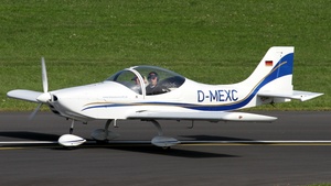 Photo of D-MEXC - Breezer B400 operated by Aero Club Kropp