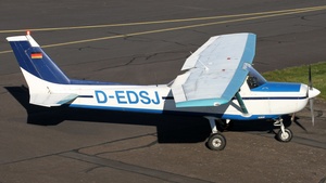 Photo of D-EDSJ - Reims-Cessna F152 II operated by TL Aviation
