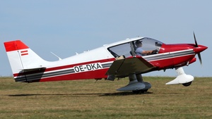 Photo with serial 2582 - Robin DR400/140B Major