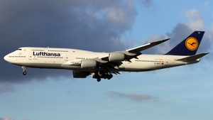 Photo of D-ABYP - Boeing 747-830 operated by Lufthansa