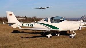 Photo of D-EFXH - Aquila A210 operated by Private