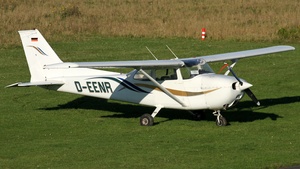 Photo of D-EENR - Reims-Cessna F172M Skyhawk operated by FVL Frankfurter Verein für Luftfahrt