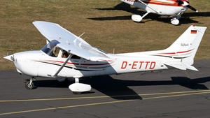 Photo of D-ETTD - Cessna 172R Skyhawk II operated by ATC Aviation Training & Transport Center