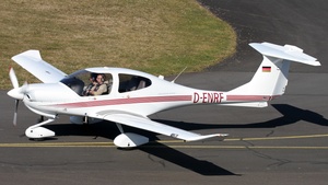 Photo of D-ENRF - Diamond DA40 Diamond Star operated by Westflug Flight Training