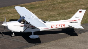 Photo of D-ETTR - Cessna 172R Skyhawk II operated by ATC Aviation Training & Transport Center