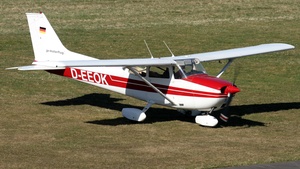 Photo of D-EEOK - Reims-Cessna F172M Skyhawk operated by JP Motorflugschule