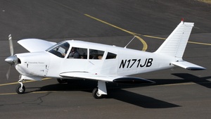 Photo of N171JB - Piper PA-28R-180 Cherokee Arrow operated by Private