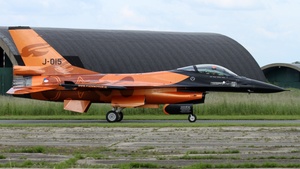 Photo of J-015 - General Dynamics F-16AM Fighting Falcon operated by Royal Netherlands Air Force