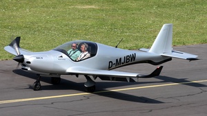 Photo of D-MJBW - Blackwing Sweden 650 RG operated by Private