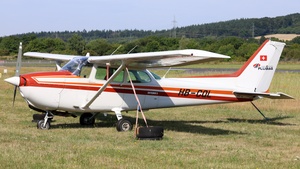 Photo of HB-CQL - Cessna 172P Skyhawk II operated by Flubag