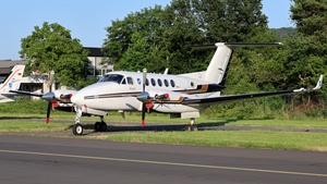 Photo of PH-ZCZ - Beechcraft 200 Super King Air operated by Zeusch Aviation