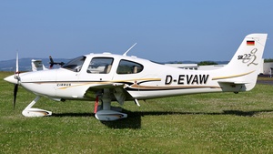Photo of D-EVAW - Cirrus SR22 G2 operated by Private