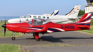 Photo of D-MHBK - Breezer Sport 916 iS operated by Private