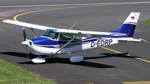 Photo of D-EDRP - Reims-Cessna F172P Skyhawk II operated by FVL Frankfurter Verein für Luftfahrt