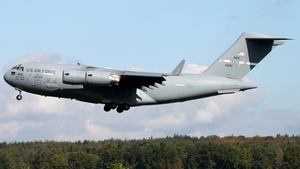 Photo of 06-6161 - Boeing C-17A Globemaster III operated by US Air Force