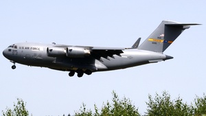 Photo of 01-0195 - Boeing C-17A Globemaster III operated by US Air Force