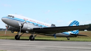 Photo of PH-PBA - Douglas DC-3C operated by DDA Classic Airlines Foundation